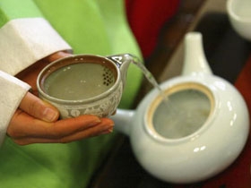 喝绿茶的好处和坏处 仅供参考 - 金石牙医诊所